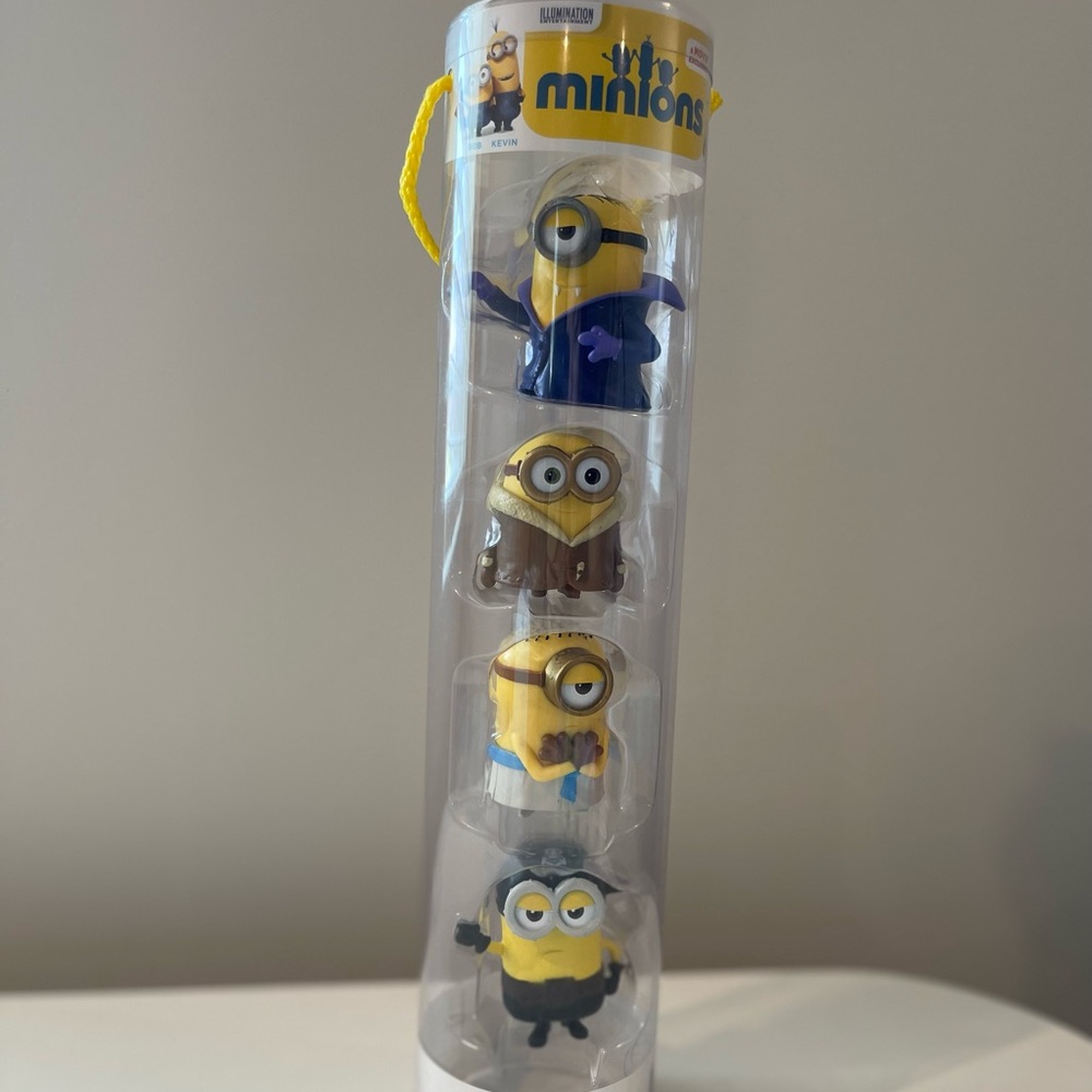 Universal Studios Despicable Me Minions Play Set